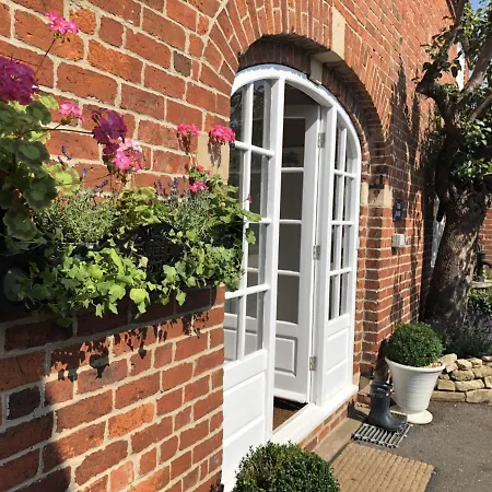 The Barn, Boutique Self-Catering Apartment - Belvoir Suite Allington  Exterior photo